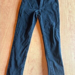 Black American Eagle Super High Rise Jegging, Size 6 Short
